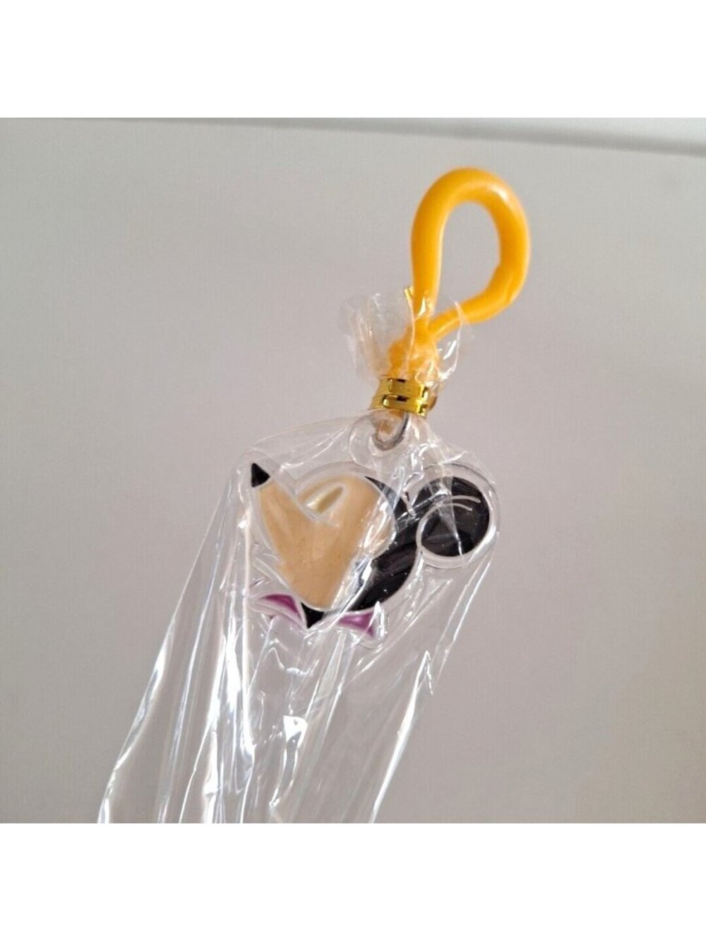 Disney Mickey Mouse Kids Toothbrush Travel Clip Yellow Clear - Picture 6 of 9
